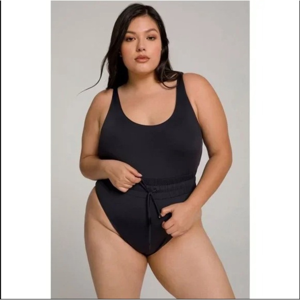 Good American NEW 5XL Size 8 Black Waist Framer One Piece Swimsuit